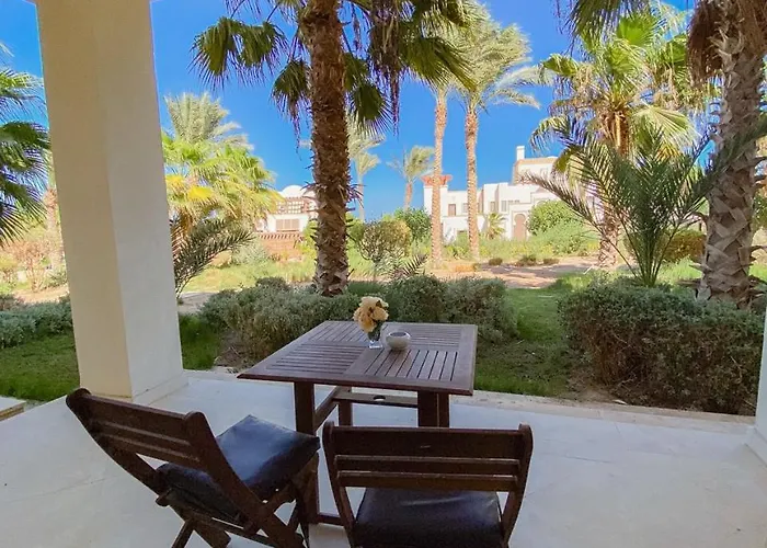 Nayah Stays, Ancient Sands Luxurious Pool Terrace Gurdaka