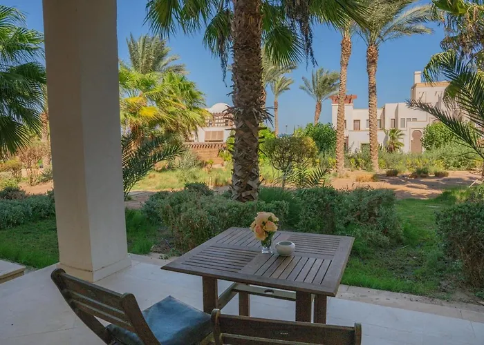 Nayah Stays, Ancient Sands Luxurious Pool Terrace Panzió 3*