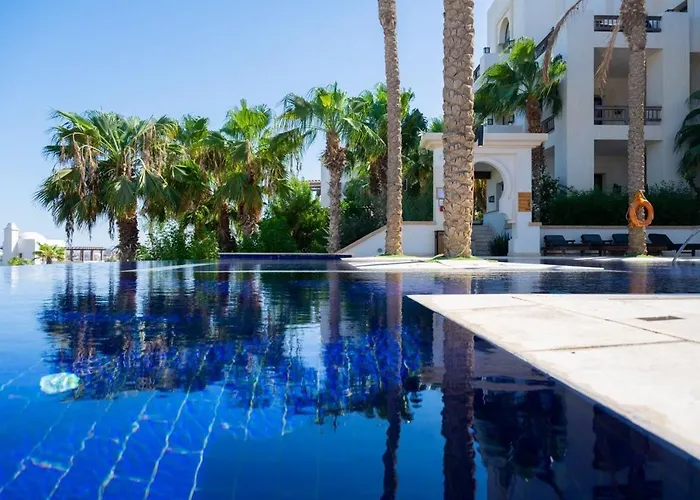 Nayah Stays, Ancient Sands Luxurious Pool Terrace