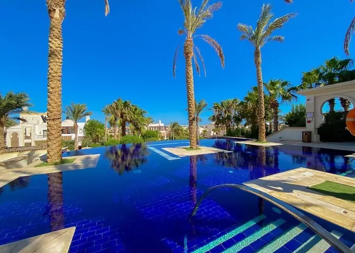 Nayah Stays, Ancient Sands Luxurious Pool Terrace